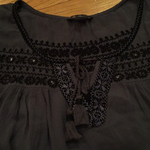 American Eagle Outfitters boho charcoal/black top - Picture 2 of 8